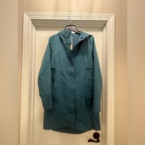 Lululemon Teal Hooded Raincoat Jacket